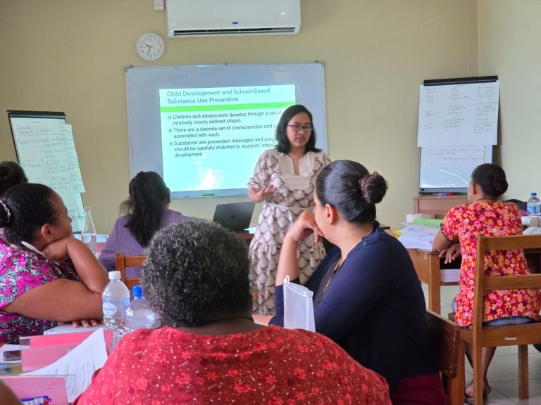 Dr. Lei Rabajante conducting a class